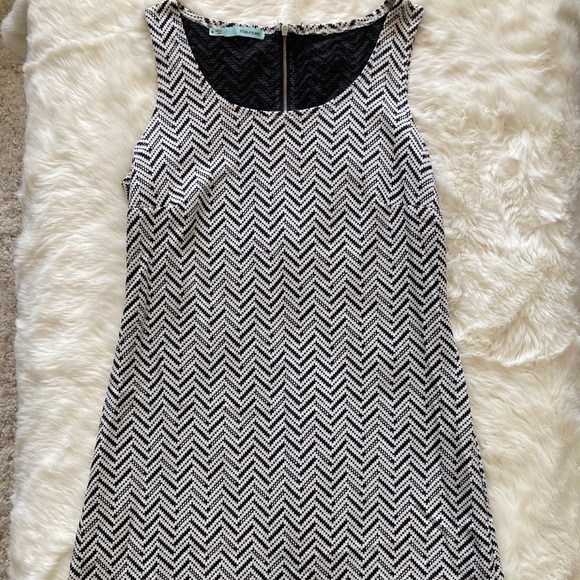Maurices Chevron Shift Dress - Picture 1 of 4